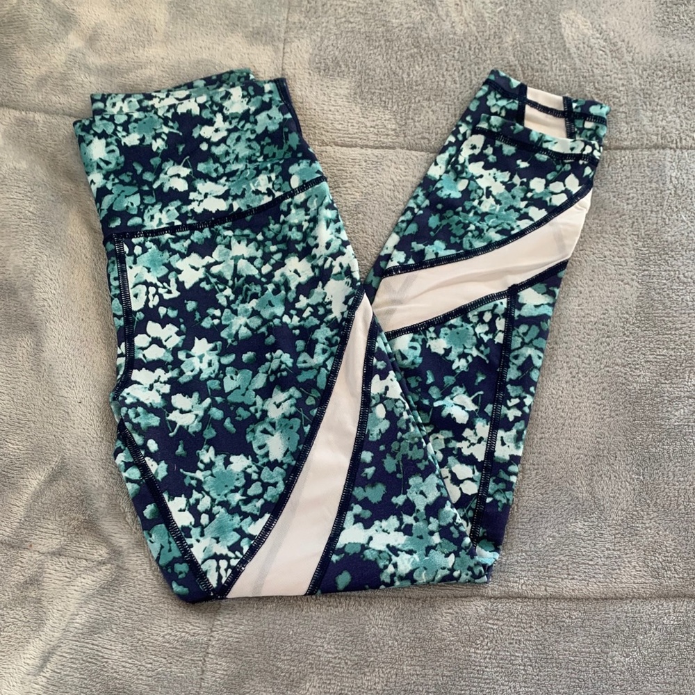 Aerie high waisted leggings with mesh inserts